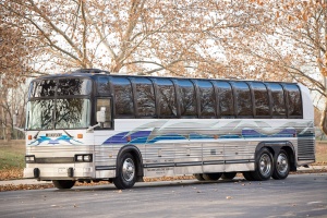 Limo Bus (Exterior, Front, Driver’s Side)